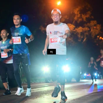 Runner Photo 4334874