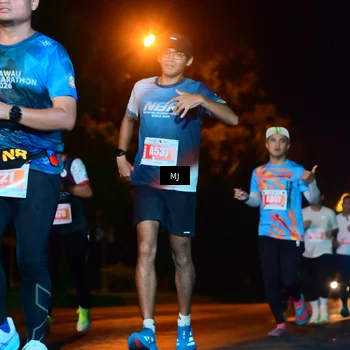 Runner Photo 4334969