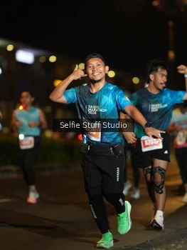 Runner Photo 4335023