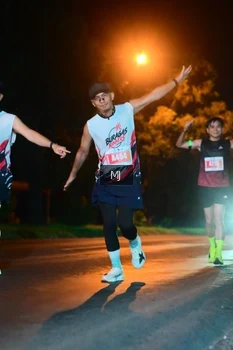 Runner Photo 4335042