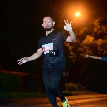 Runner Photo 4335046
