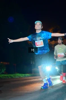 Runner Photo 4335053