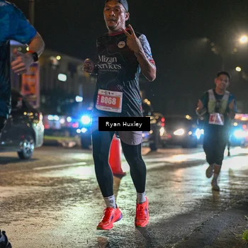 Runner Photo 4335054