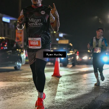 Runner Photo 4335066
