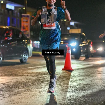 Runner Photo 4335076