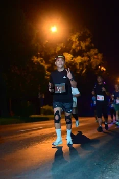 Runner Photo 4335085