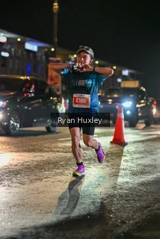 Runner Photo 4335088