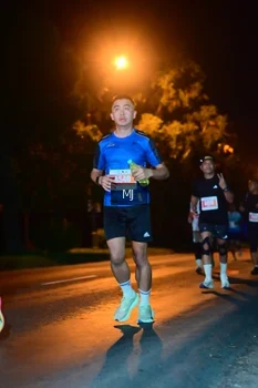 Runner Photo 4335090