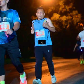 Runner Photo 4335101