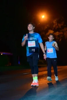 Runner Photo 4335103