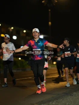 Runner Photo 4335175
