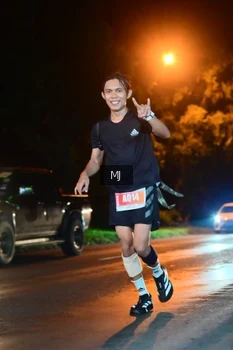 Runner Photo 4335176