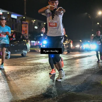 Runner Photo 4335181