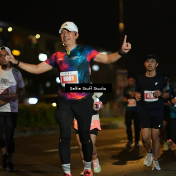 Runner Photo 4335195