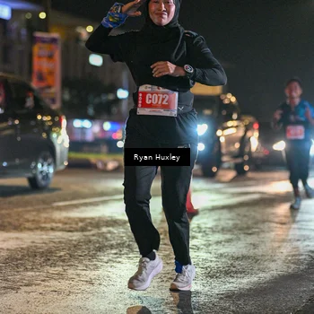 Runner Photo 4335198
