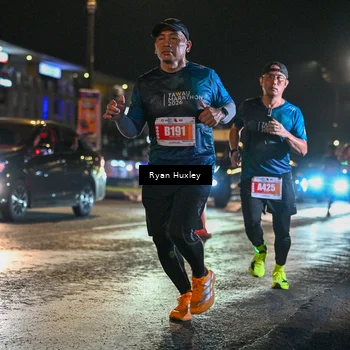 Runner Photo 4335205