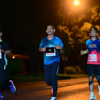 Runner Photo 4335209