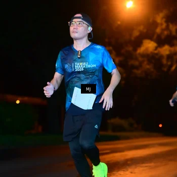 Runner Photo 4335325