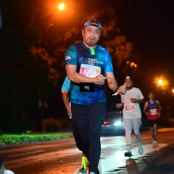 Runner Photo 4335344