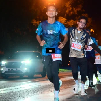 Runner Photo 4335347