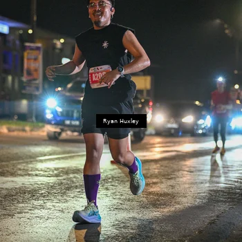 Runner Photo 4335368
