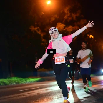 Runner Photo 4335369