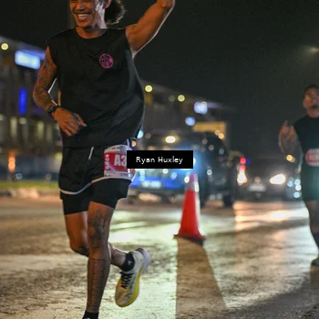 Runner Photo 4335370