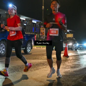 Runner Photo 4335399