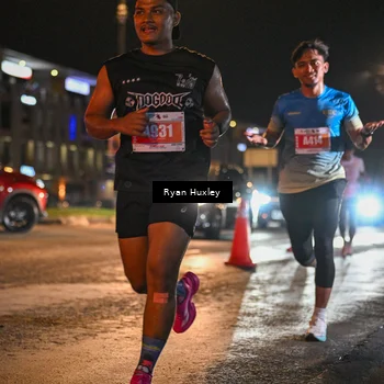 Runner Photo 4335403