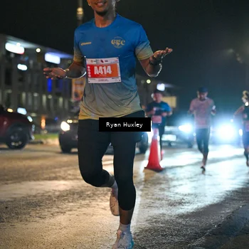 Runner Photo 4335407