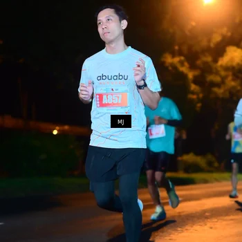 Runner Photo 4335448