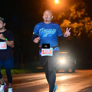 Runner Photo 4335476