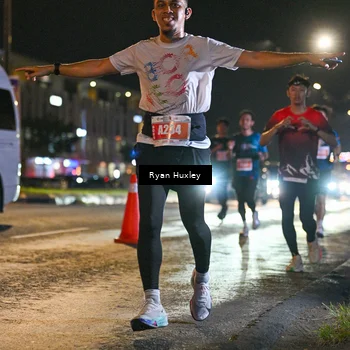 Runner Photo 4335492