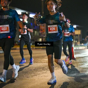 Runner Photo 4335515