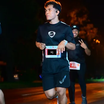 Runner Photo 4335519