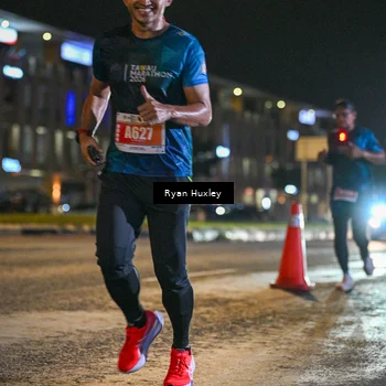 Runner Photo 4335543