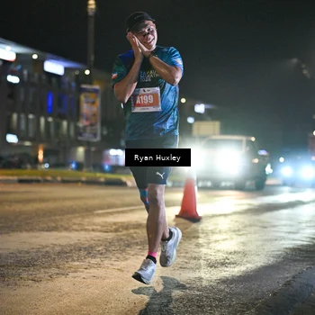 Runner Photo 4335593