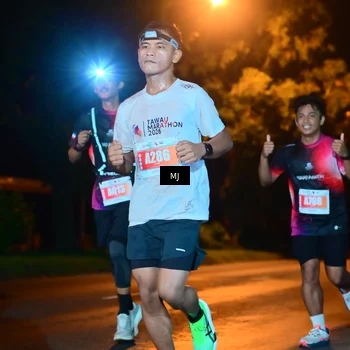 Runner Photo 4335602