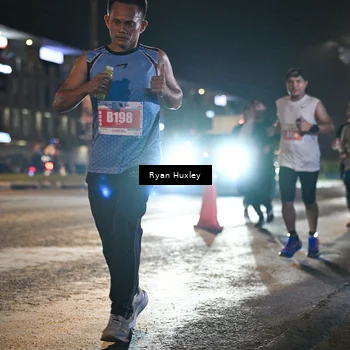 Runner Photo 4335645