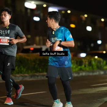 Runner Photo 4335646
