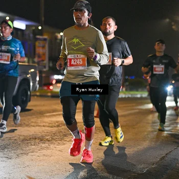 Runner Photo 4335649