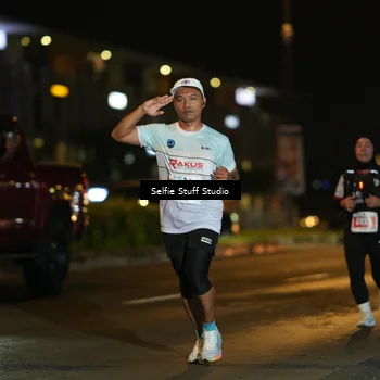 Runner Photo 4335659