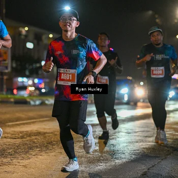 Runner Photo 4335669