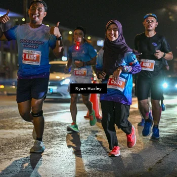 Runner Photo 4335671