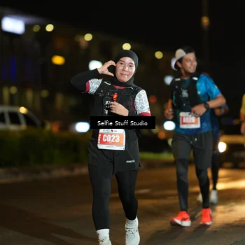 Runner Photo 4335672