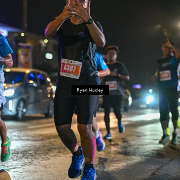Runner Photo 4335675