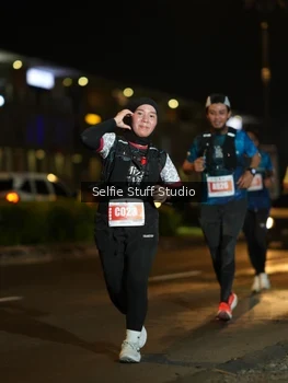 Runner Photo 4335684
