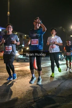 Runner Photo 4335687