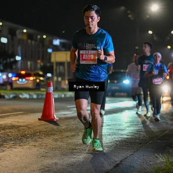 Runner Photo 4335705