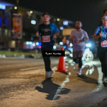 Runner Photo 4335714